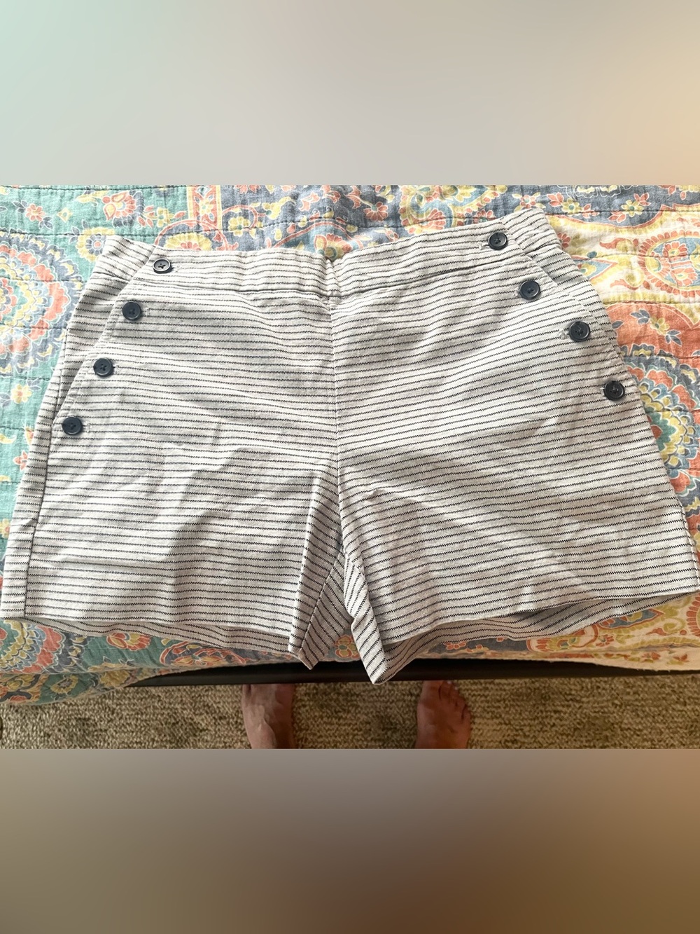 Banana Republic Striped Women's Shorts Size 4 Side Button Sailor Style